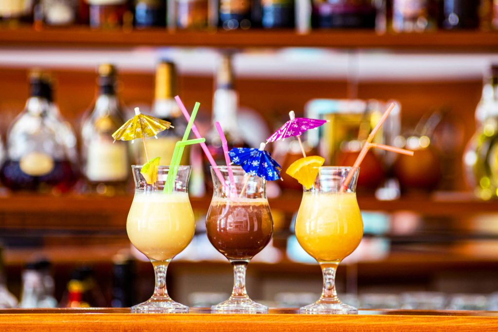 Lobby bar