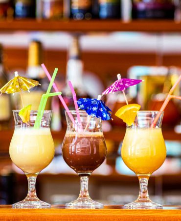 Lobby bar